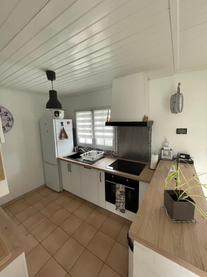 Petite Maison Au Calme, Dans Une Impasse L'Epine  Eksteriør bilde